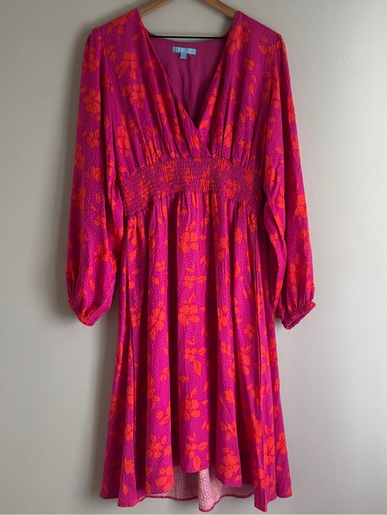 Draper James Dresses & Skirts - Draper James RSVP Long Sleeve Pink and Orange Floral Cinched Waist Midi Dress